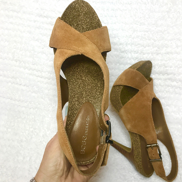 BCBGeneration Greer suede open toe platform sandal - Picture 5 of 7